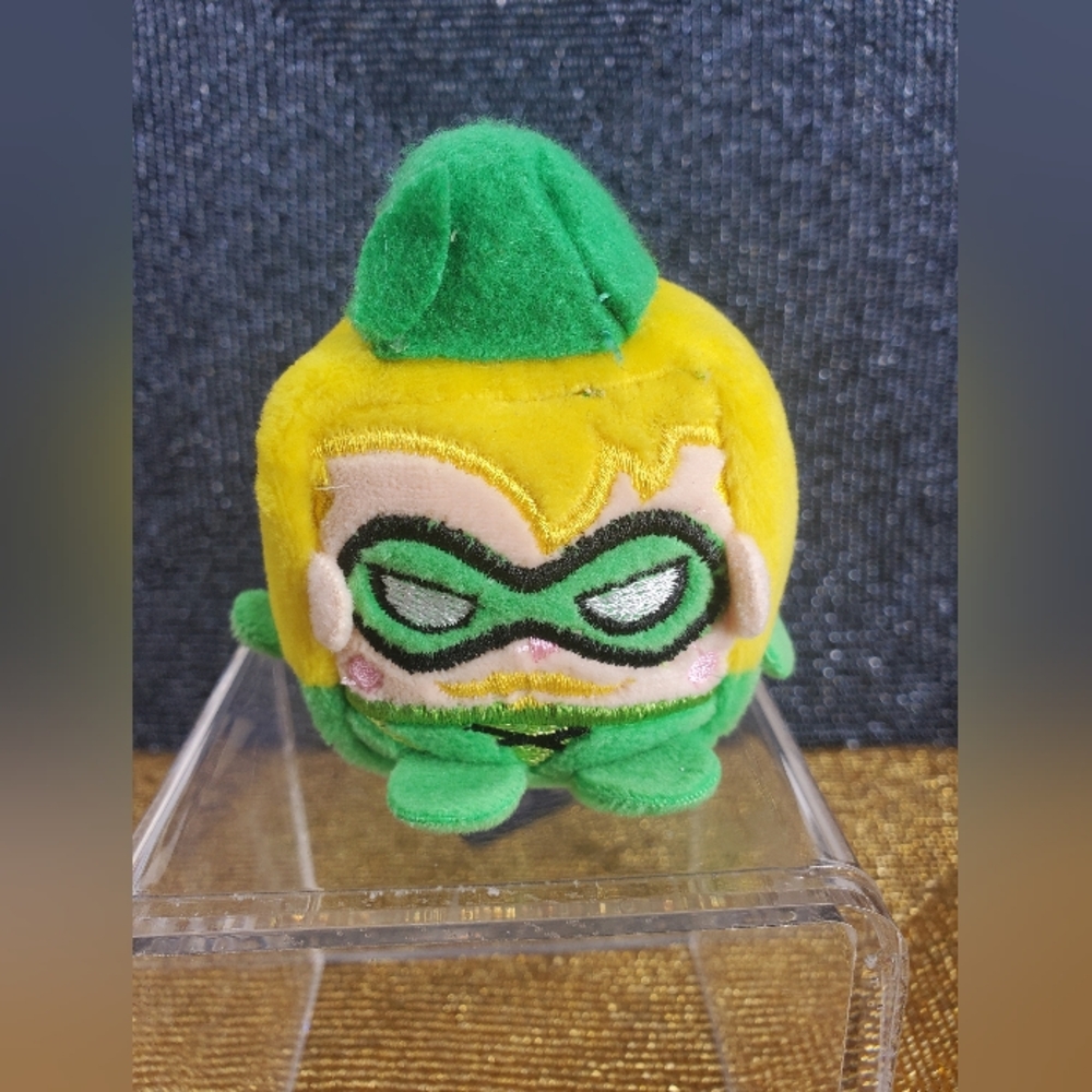 Wish Factory Kawaii Cube DC Comics: Green Arrow Plush, Small (C39)